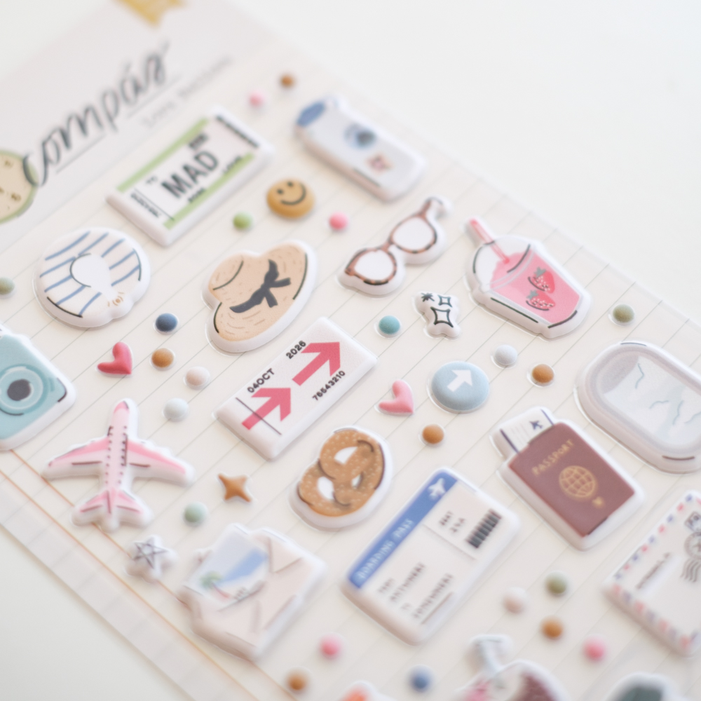 Puffys ilustraciones COMPÁS. Stickers acolchados de la colección Compás para decorar proyectos creativos.